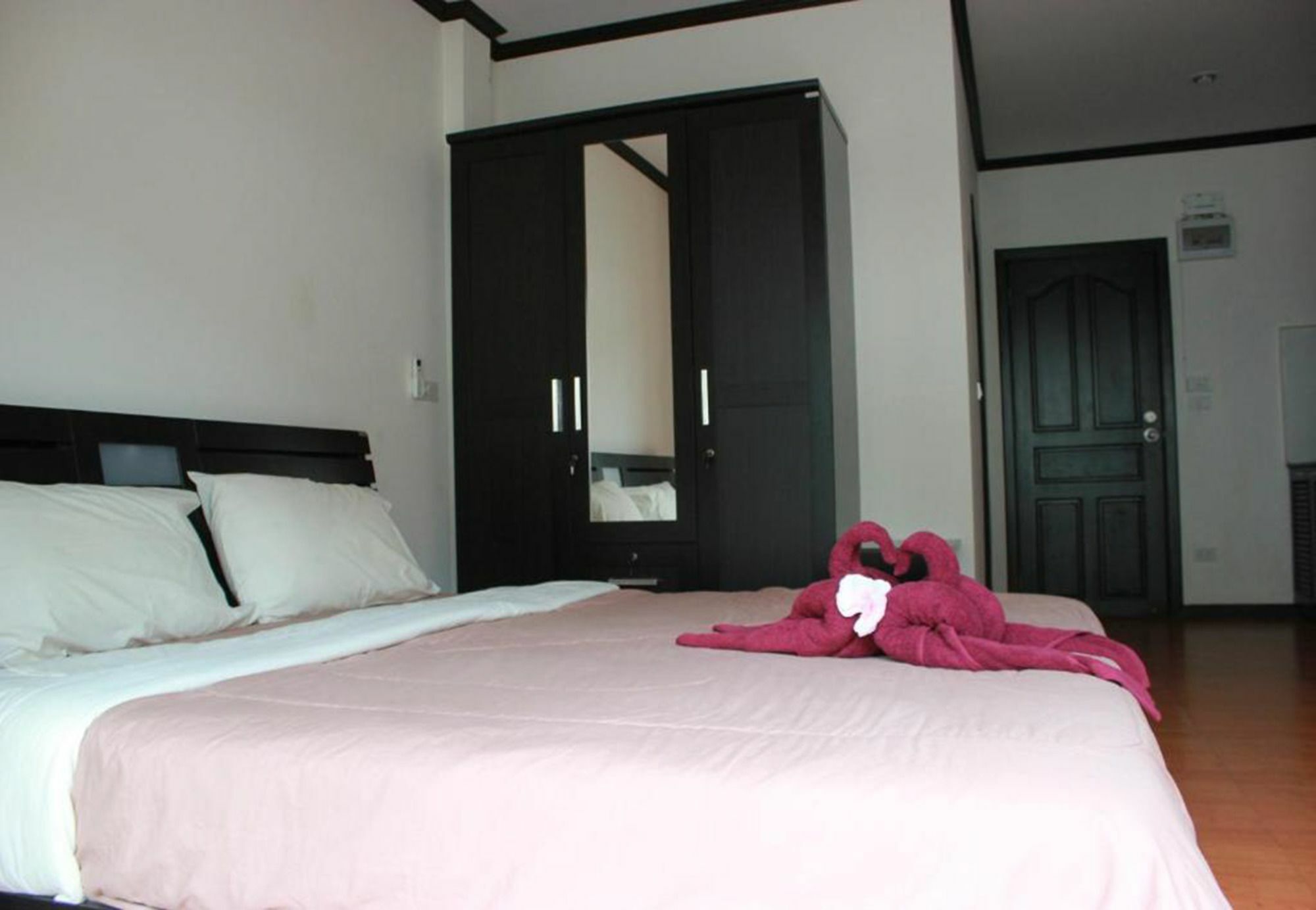 K&J Apartment Ban Nong Tabaek Eksteriør billede